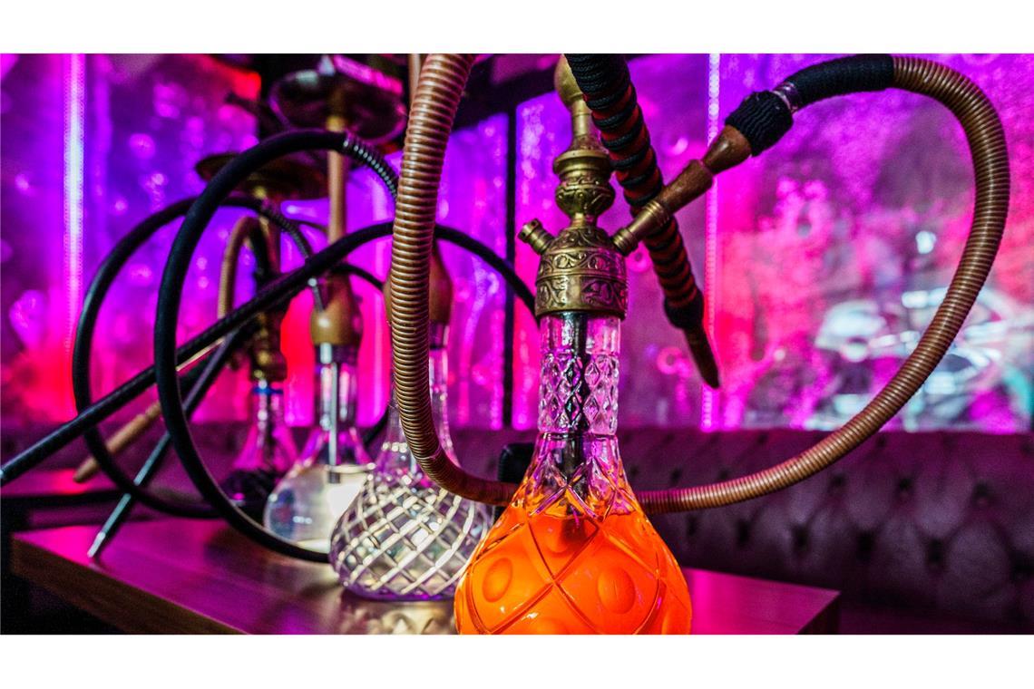 Shishas schmecken nach Apfel, Kirsche, Zimt, Minze oder zahlreichen anderen Aromen. (Archivbild)