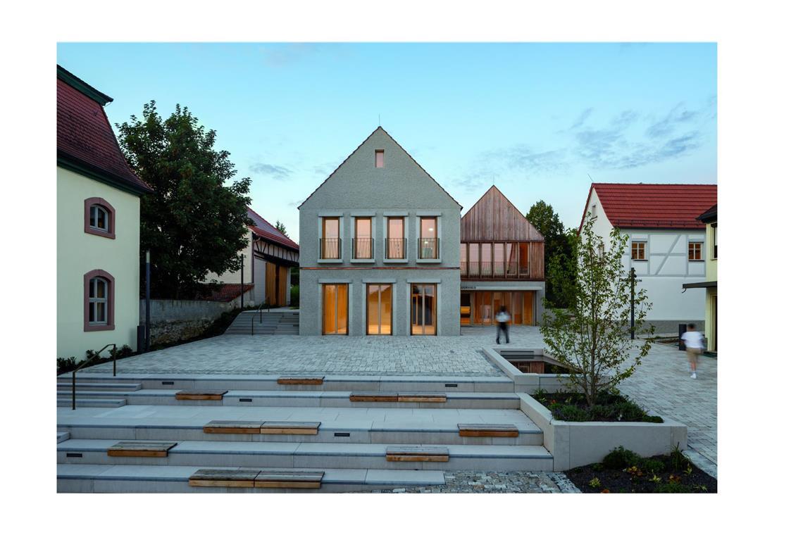Berliner Büros räumen bei „Architektur-Oscars“ ab. Und die Stuttgarter Planer? Shortlist: „MittenIm“ Herzen von Niederwerrn: Neues Bürgerzentrum, Architektur: Schlicht Lamprecht Kern Architekten (Schweinfurt).