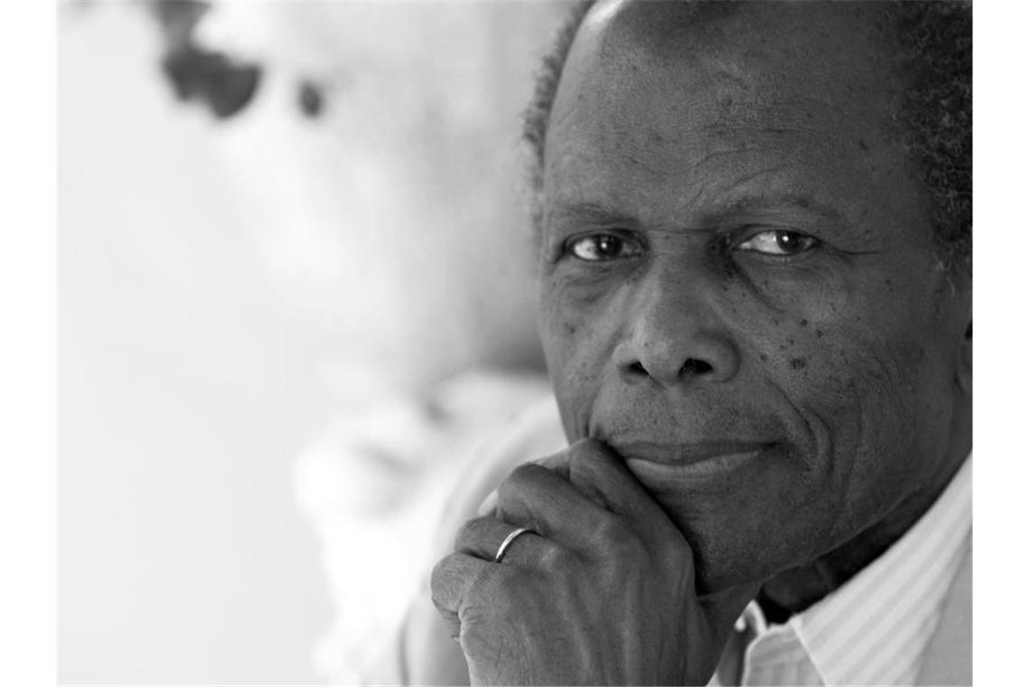 Trauer nach Tod von Sidney Poitier: „Der Größte, der Beste“ Sidney Poitier ist tot. Der Schauspieler ist im Alter von 94 Jahren gestorben. Foto: Matt Sayles/AP/dpa