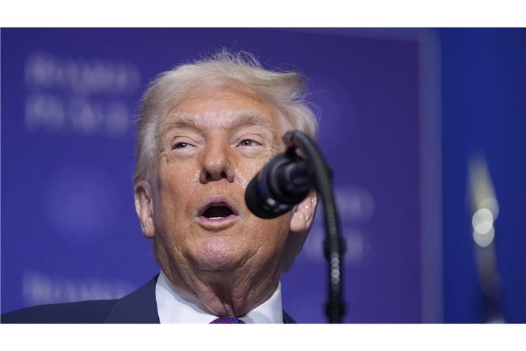 "Sie dürfen keine Atomwaffe haben", sagt US-Präsident Trump über den Iran.