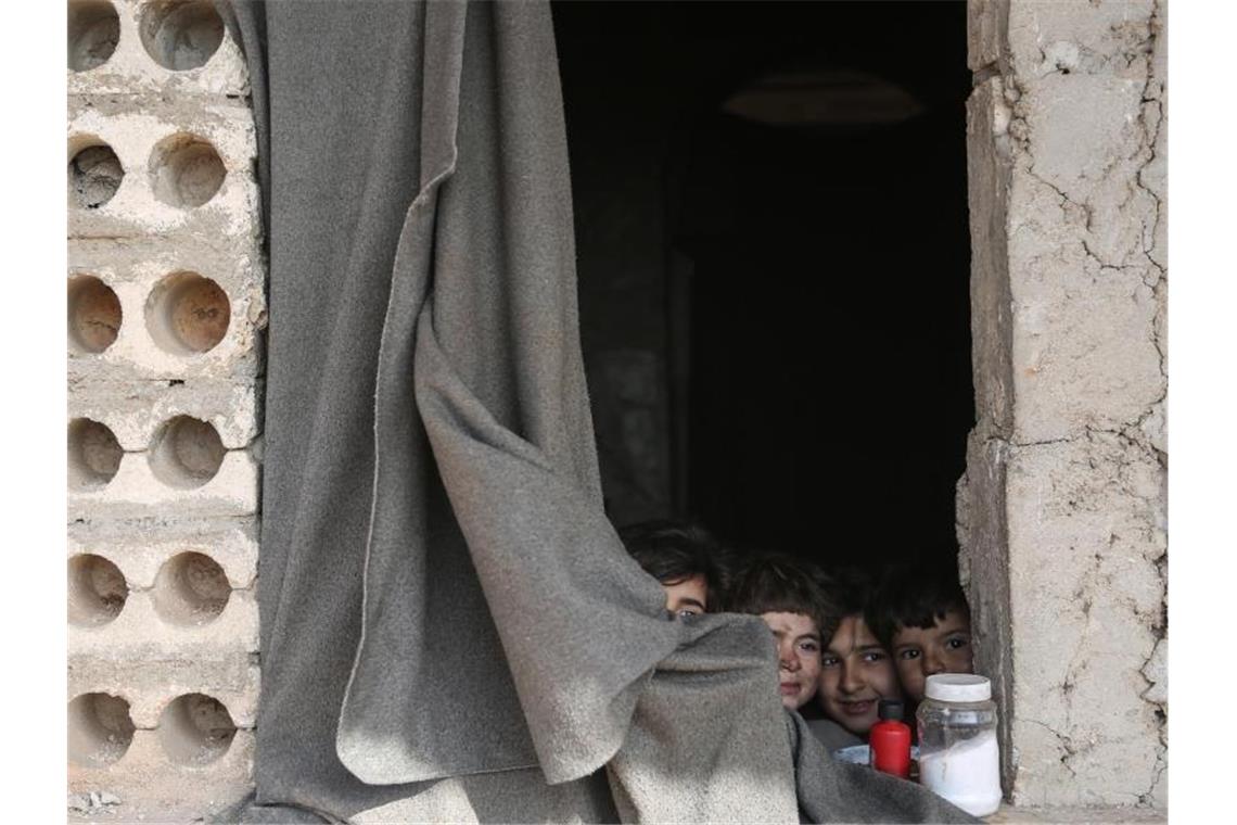Bomben, Kälte, Hunger: Syrien erlebt neues Flüchtlingsdrama