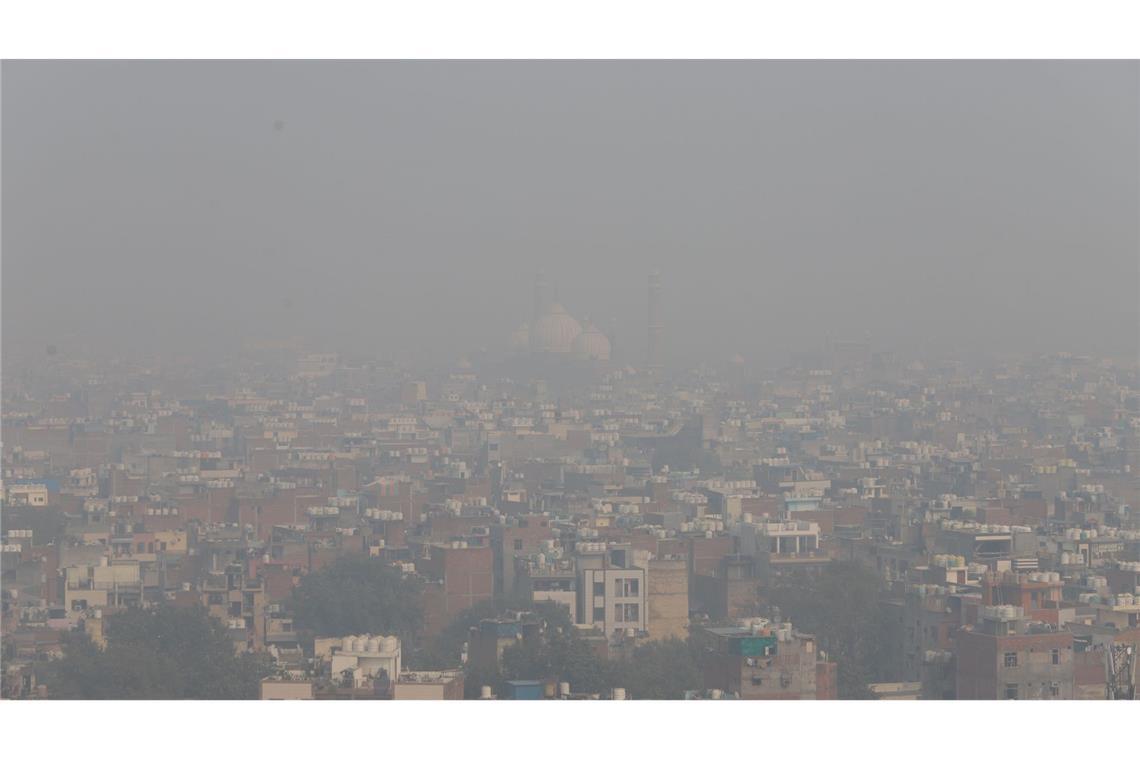 Sie sehen, dass Sie nichts sehen: Dichter Smog liegt über der indischen Hauptstadt Neu-Delhi.