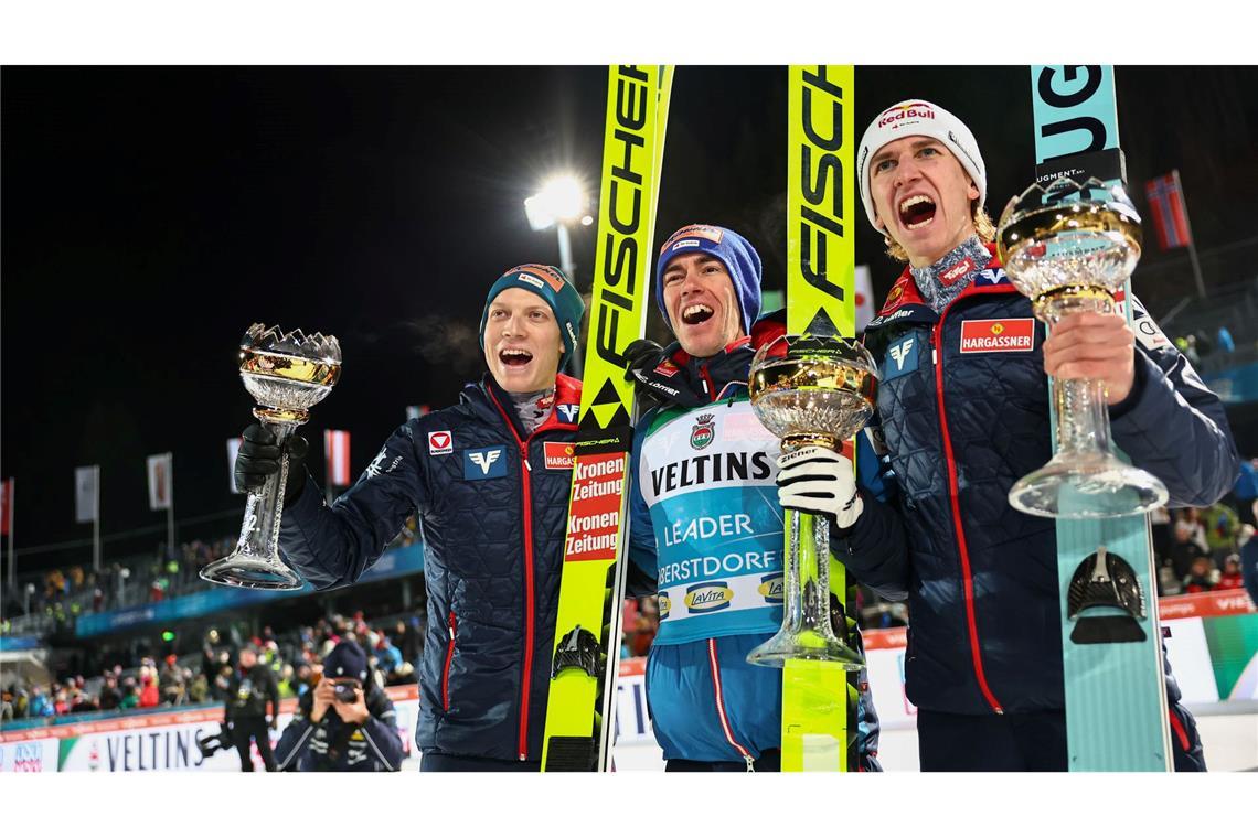 Drei Österreicher, ein Goldadler: Wer gewinnt die Tournee? Siegertrio: Jan Hörl, Stefan Kraft und Daniel Tschofenig.
