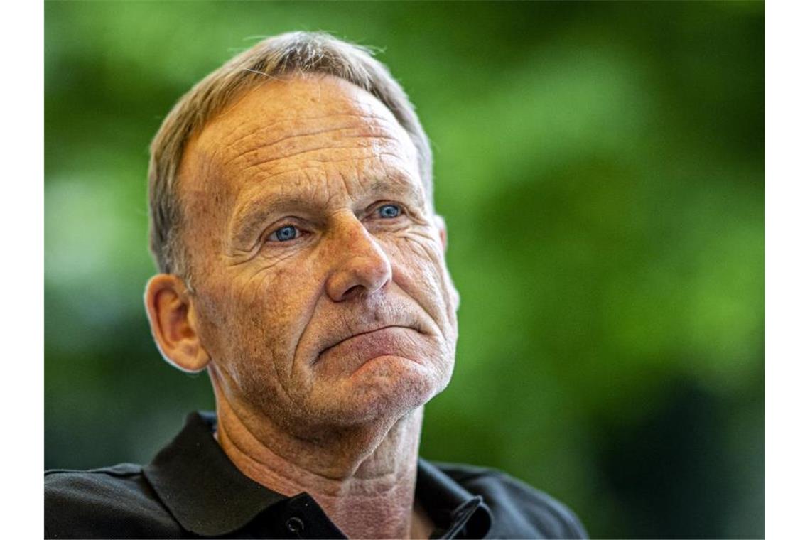 Politik legt vor: Clubs bereiten sich auf Fan-Rückkehr vor Sieht eine große Verpflichtung in der nun nun genehmigten Teilwiederzulassung von Zuschauern: Hans-Joachim Watzke. Foto: David Inderlied/dpa