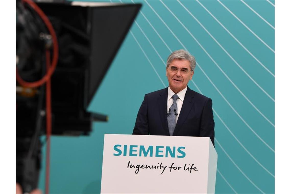 Siemens-Chef Joe Kaeser spricht bei der virtuellen außerordentlichen Hautversammlung des Unternehmens. Foto: Felicitas von Imhoff/Siemens AG/dpa