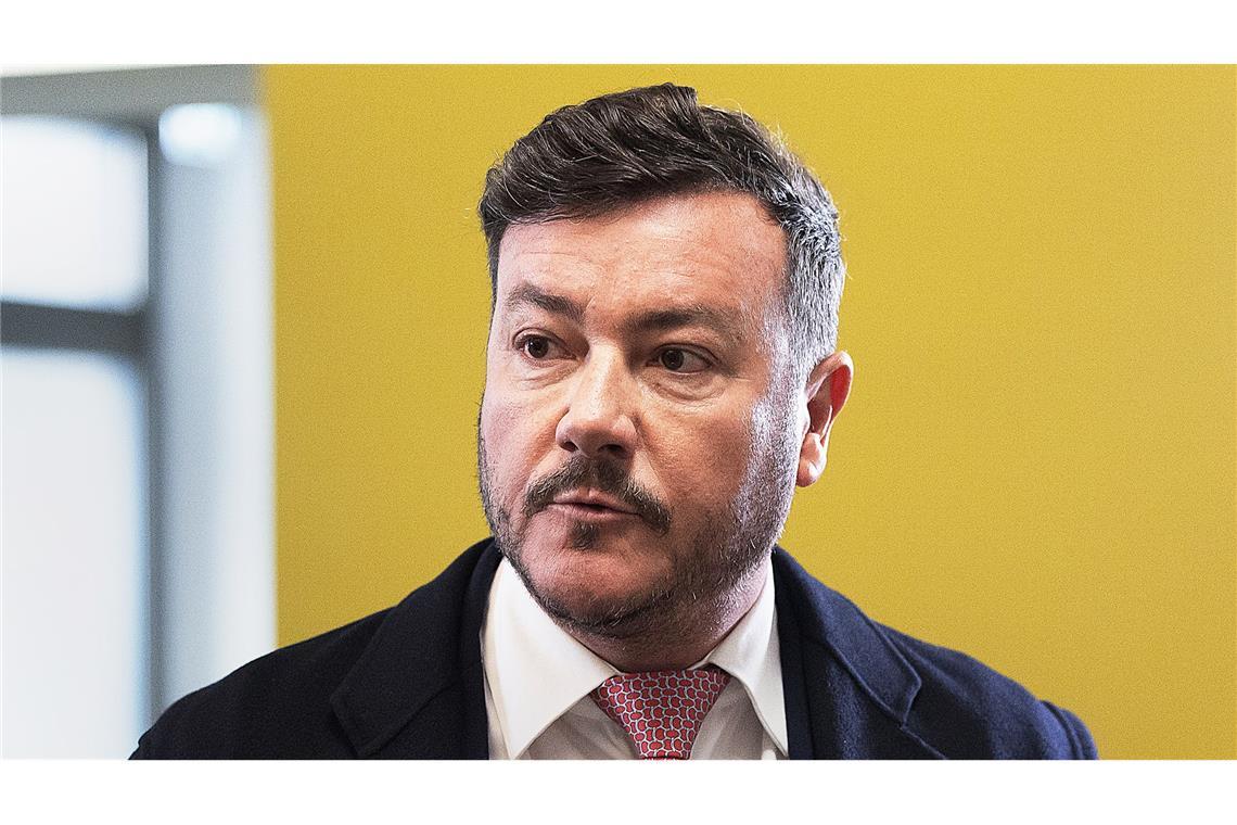 Prozess gegen Ex-Milliardär Benko hat begonnen Signa-Gründer René Benko wird vorgeworfen, im Rahmen seiner Insolvenz Vermögenswerte beiseite geschafft haben.