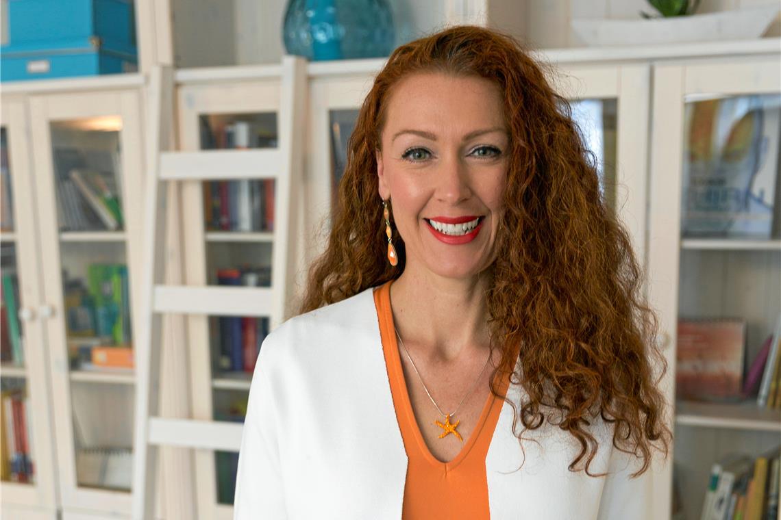Silvia Balaban berät Firmen mit hohem Krankenstand und hat festgestellt: Eine transparente Kommunikation hilft oft mehr als ein Obstkorb für die Mitarbeiter. Foto: Ulrich Innerhofer