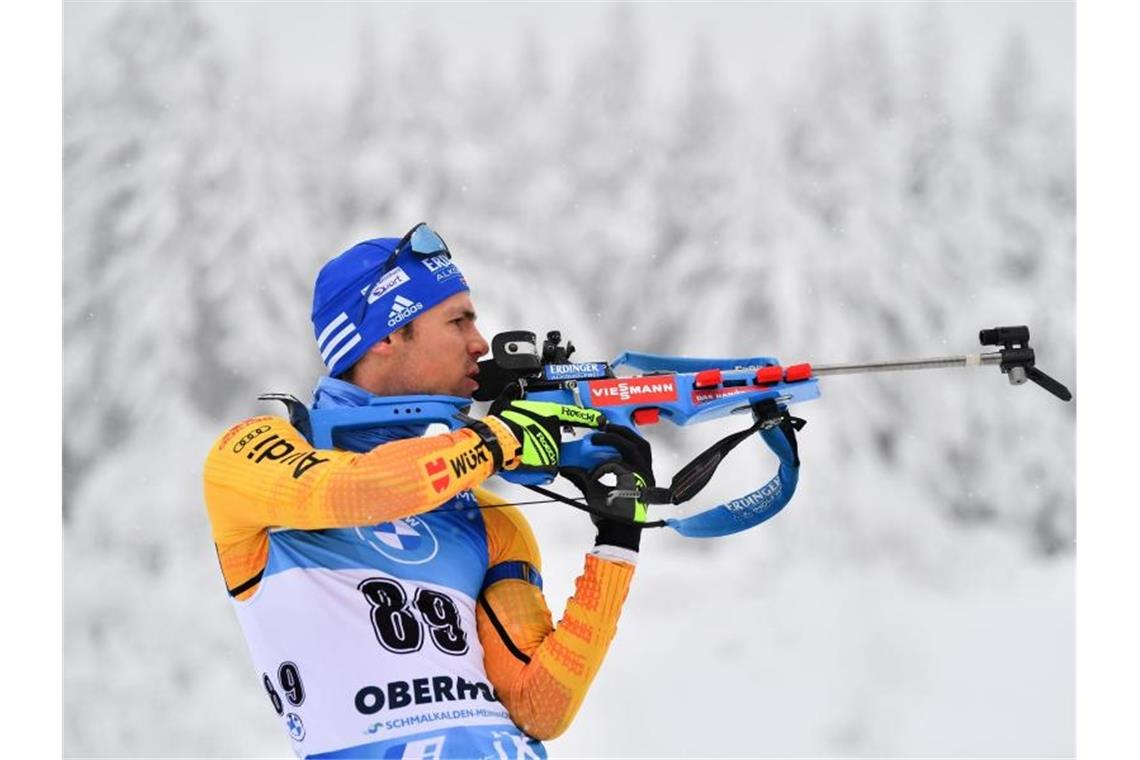 Kein Schempp-Wunder in Oberhof - Norweger dominieren Simon Schempp kam in Oberhof im Sprint nur auf den 58. Rang. Foto: Martin Schutt/dpa-Zentralbild/dpa