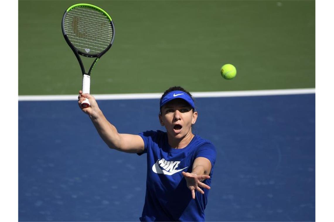 Tennis ohne Fans? Wimbledon-Siegerinnen sind dagegen Simona Halep kann sich Tennis-Matches ohne Fans kaum vorstellen. Foto: Yorick Jansens/BELGA/dpa