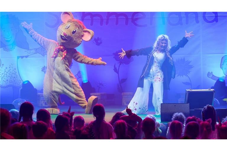 Simone Sommerland auf Tour: Oben gute Laune, unten gute Laune.