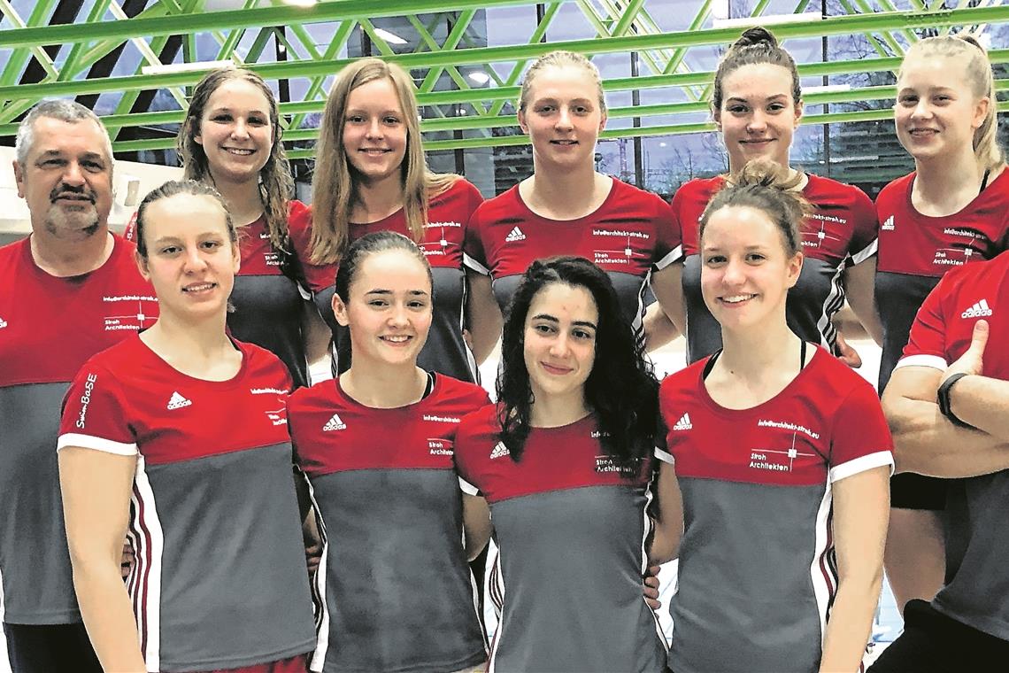 TSG-Team holt überraschend den Titel Sind stolz auf die Leistungen (hinten von links): Trainer Jörg Scheifele, Emma Schmiedefeld, Chiara Vetter, Jule Sittart, Sira Schelzel und Sara Mauthe. Vorne: Julia Zaborowicz, Laura Manolaras, Dilara Gül und Cara Möhle. Foto: privat