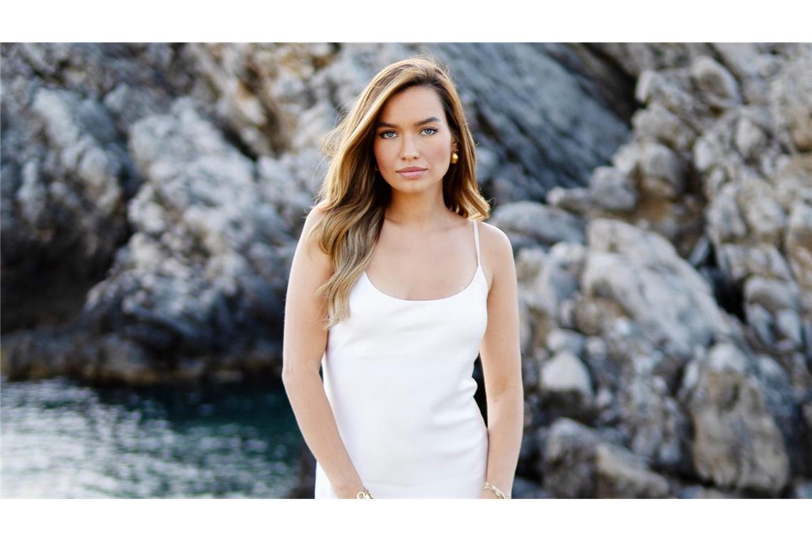 Das ist der Mann an Karinas Seite Single-Lady Karina fand nach „Make Love, Fake Love“ ihr Happy End.