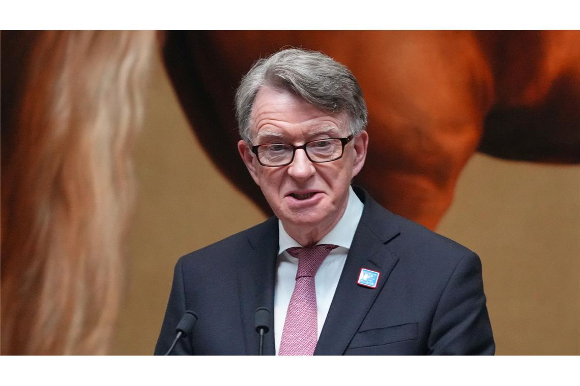 Sir Peter Mandelson ist seit den 80er Jahren eine umstrittene Größe in der britischen Politik. Nicht umsonst hat er den Spitznamen „Fürst der Finsternis“.