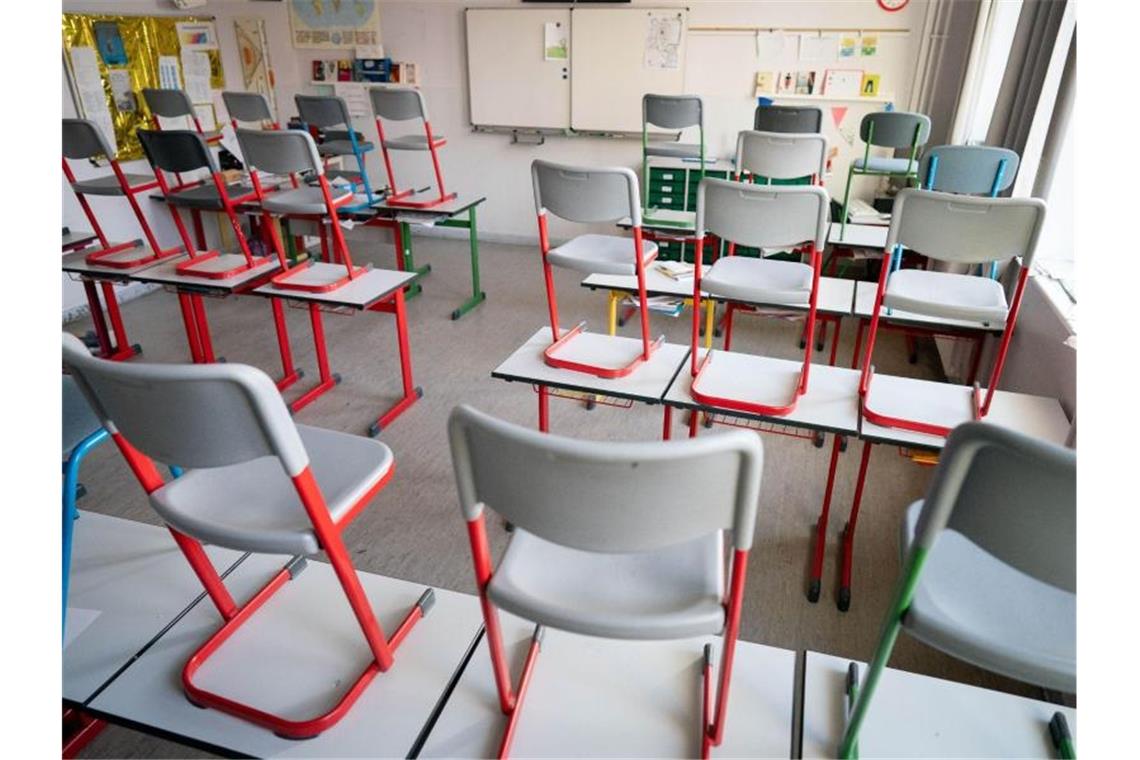 Ein Drittel weniger Wiederholer im Corona-Schuljahr 2020/21 Sitzenbleiben als Sanktion? In der Pandemie haben viele Bundesländer die Regeln dazu gelockert. Foto: Kay Nietfeld/dpa