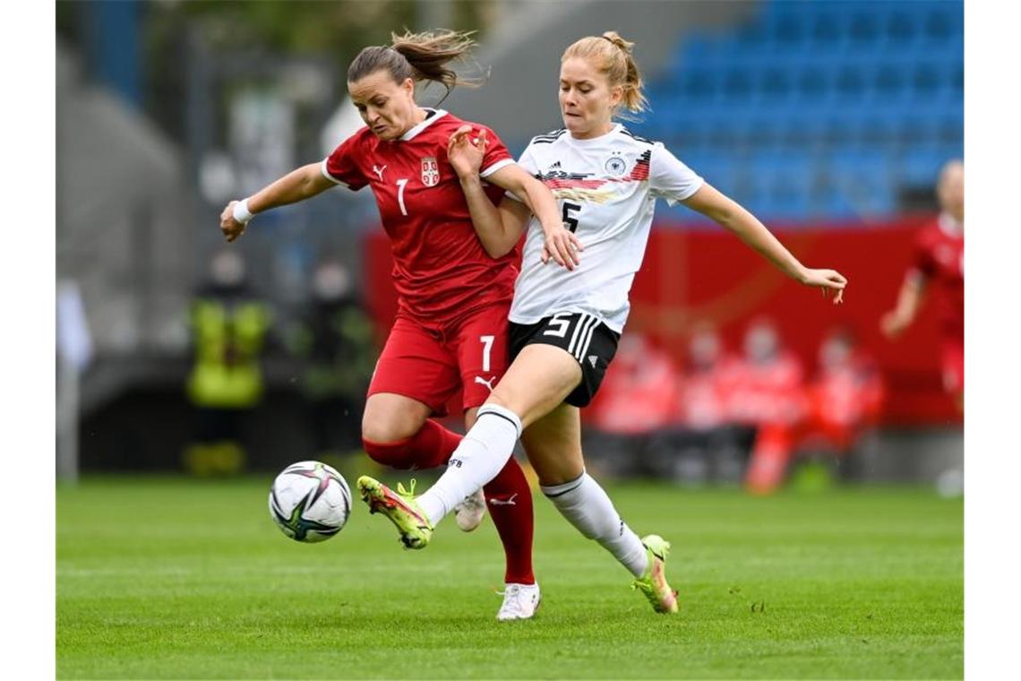 DFB-Frauen: Vier Tore von Schüller und Selbstkritik beim 5:1