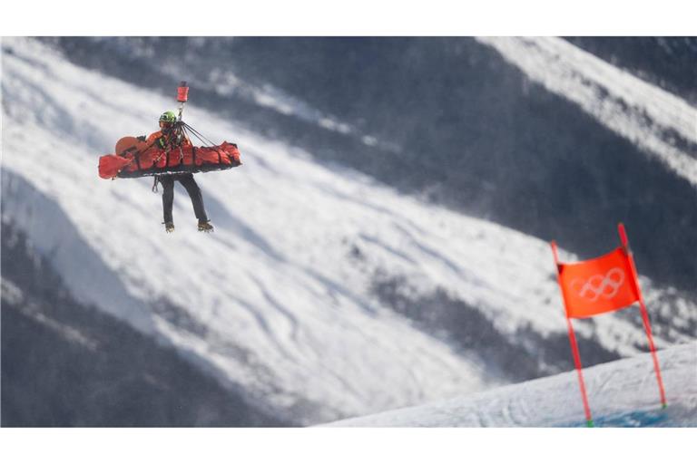 Ski-Star Vonn wurde mit einem Hubschrauber abtransportiert.