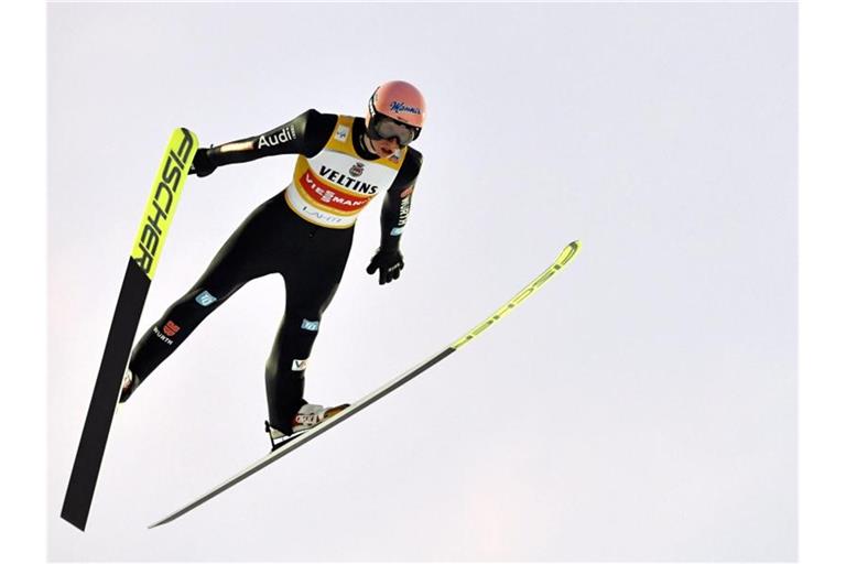Skispringer Karl Geiger kam in Lahti nicht über den fünften Platz hinaus. Foto: Antti Yrjönen/Lehtikuva/dpa