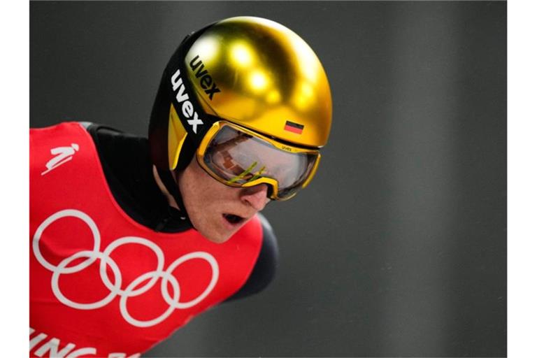 Skispringer Karl Geiger wollte das Training nicht überbewerten. Foto: Andrew Medichini/AP/dpa