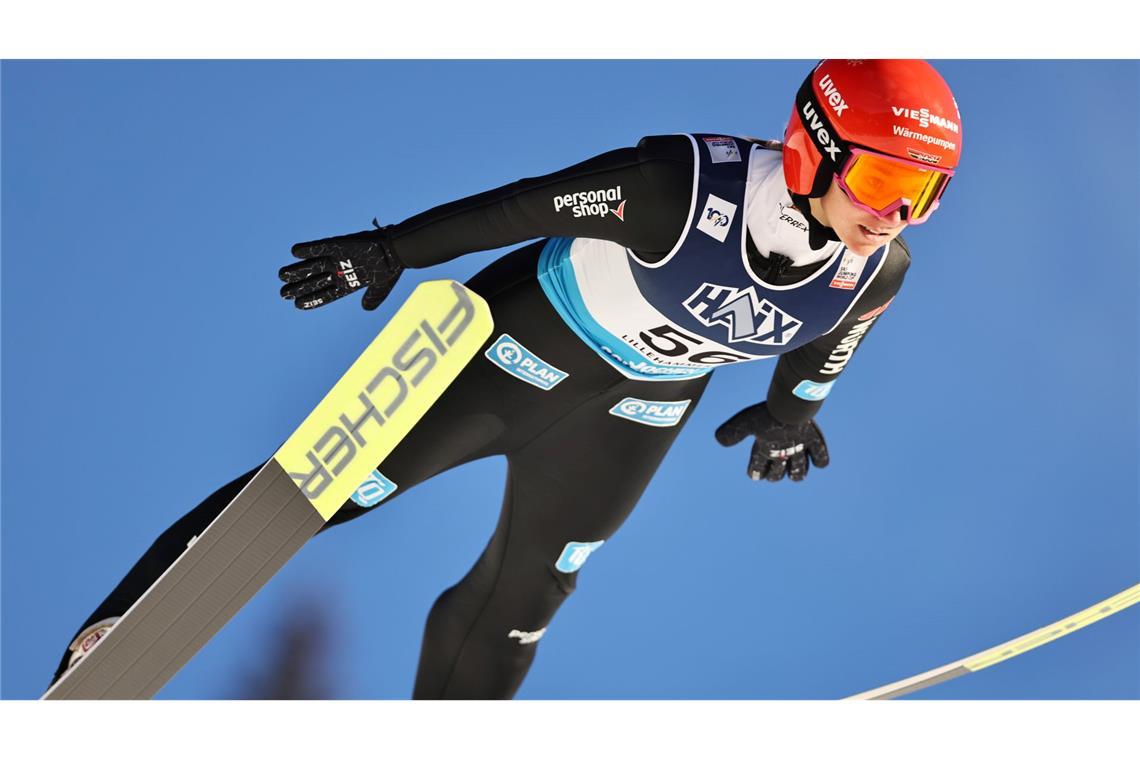 Zwei Podestplätze: Deutsche Skispringerinnen furios Skispringerin Katharina Schmid aus Oberstdorf legte einen überzeugenden Saisonstart hin.
