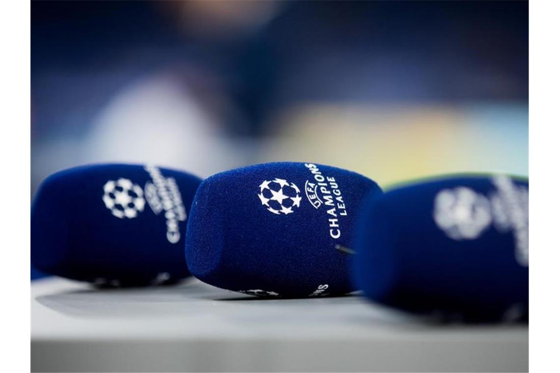 Champions League nach Sky-Aus fast nur im Internet Sky verliert Rechte an der Champions League. Foto: Rolf Vennenbernd/dpa