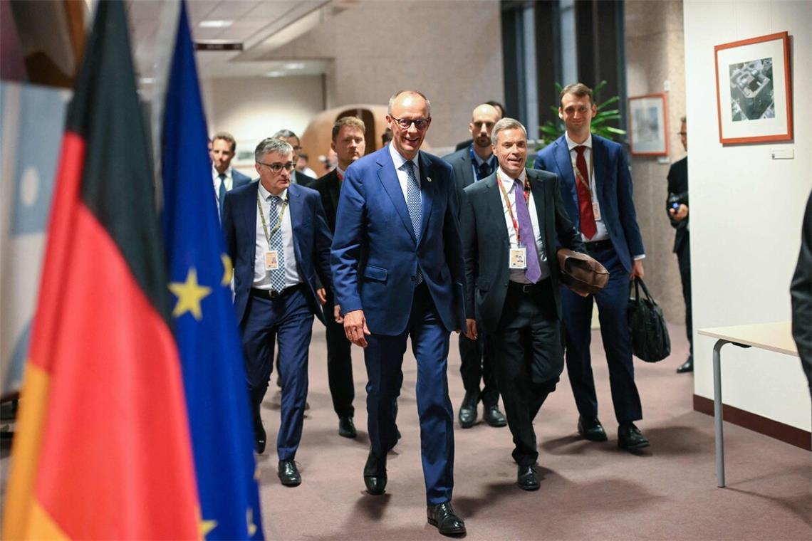 Lehrberuf Bundeskanzler So sähe sich Friedrich Merz gerne: als Anführer und Macher. Doch der Bundeskanzler hat bisher wenige Ankündigungen wirklich eingelöst.