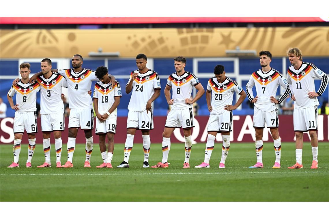 So sehen Verlierer aus: Deutschland scheitert an Paraguay.