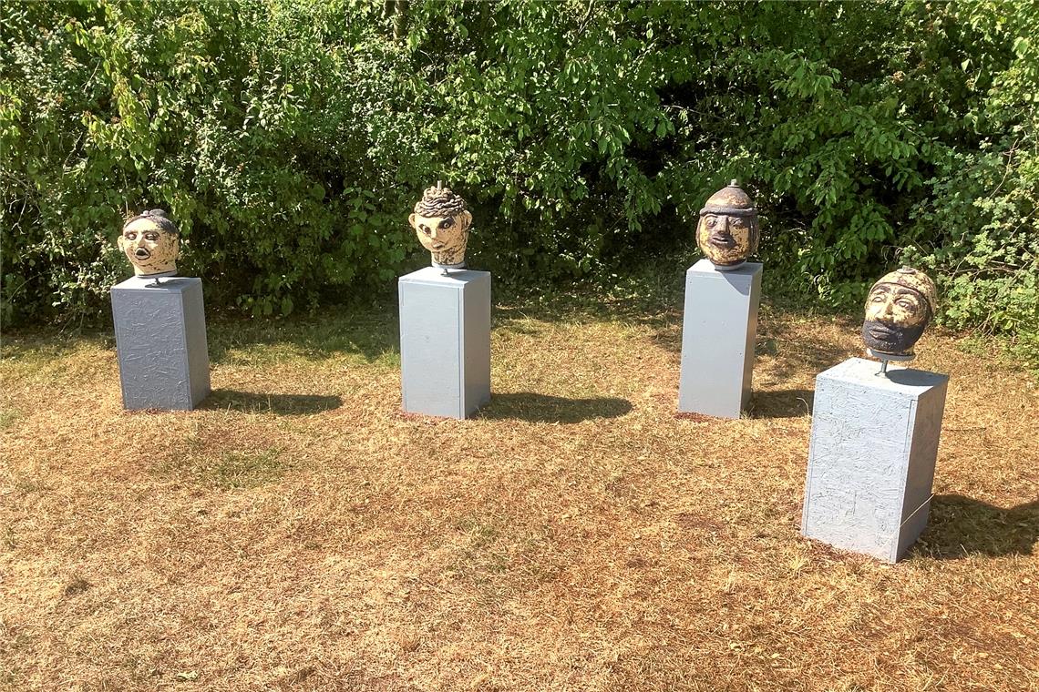Unbekannte zerstören Skulptur am Korber Kopf So sieht die Zwischenlösung bis zum Wiederaufbau des Kunstwerks aus.