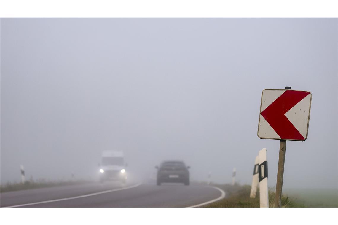 Von wegen goldener Herbst: Nebel und Wolken prägen Wetter So wird es in den kommenden Tagen vielerorts aussehen (Symboldbild).
