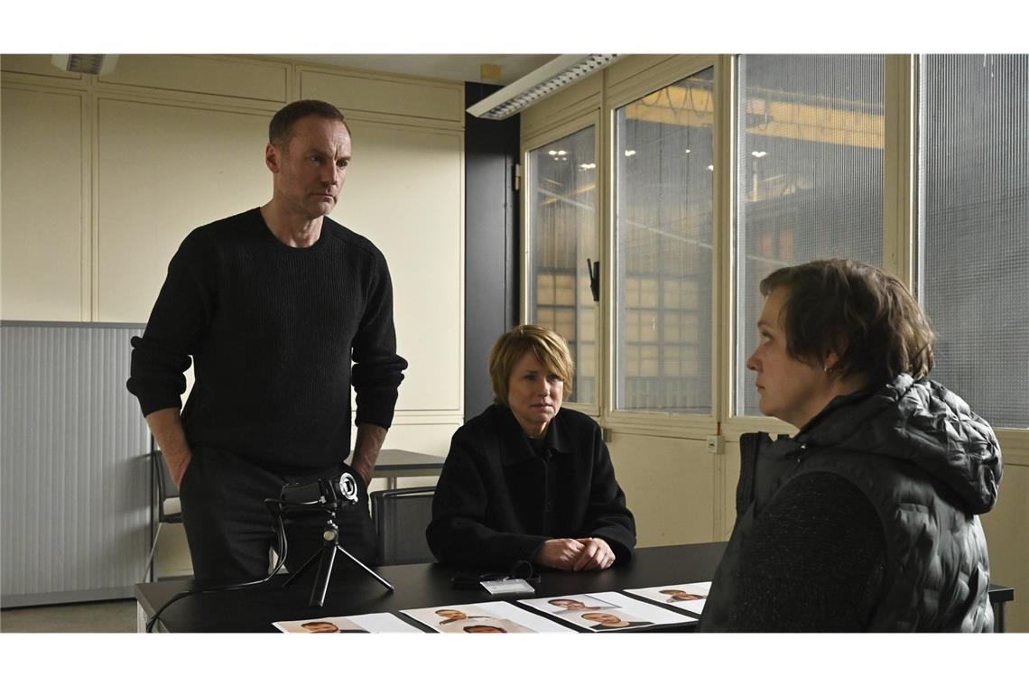 So wird klar, dass Annika Haupt (re.) eine wichtige Figur ist, um den Fall aufklären zu können.