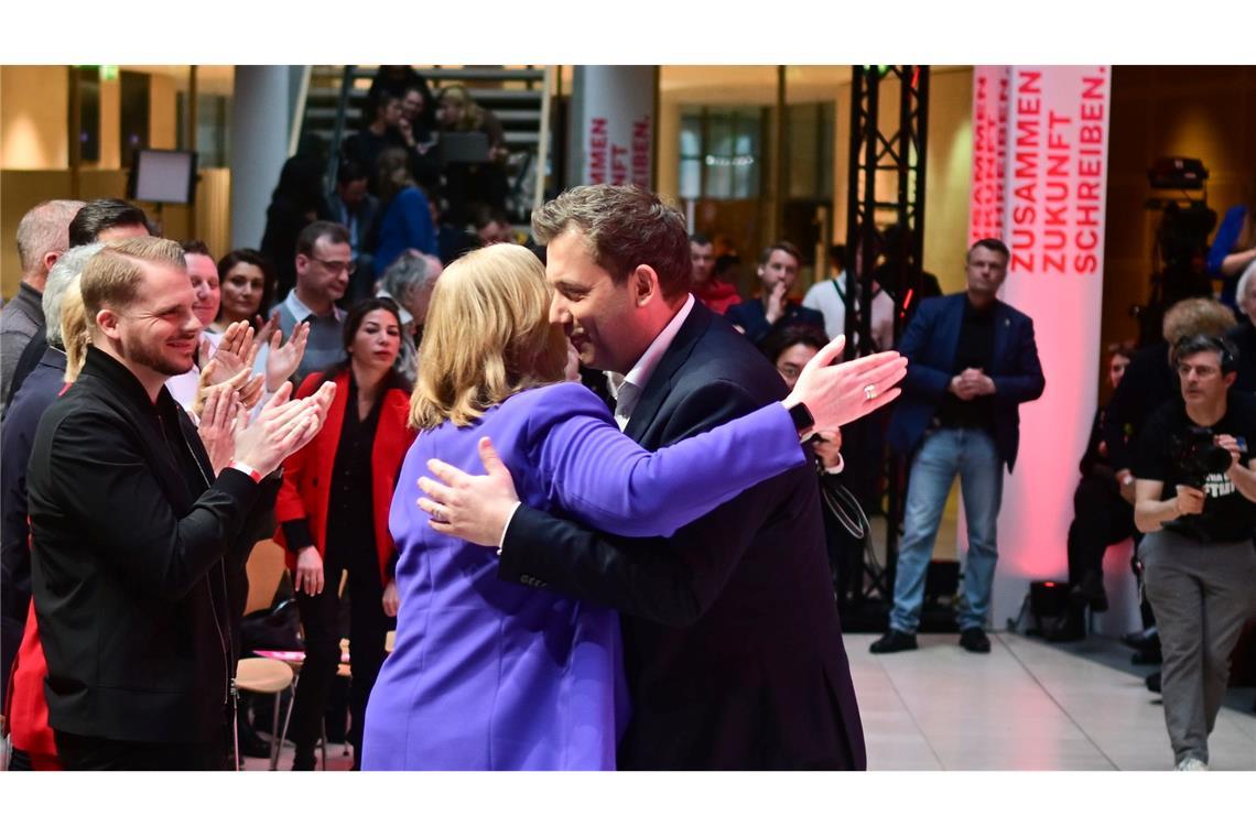 So würden sich Bas und Klingbeil nach den Landtagswahlen gern auch in den Armen liegen.