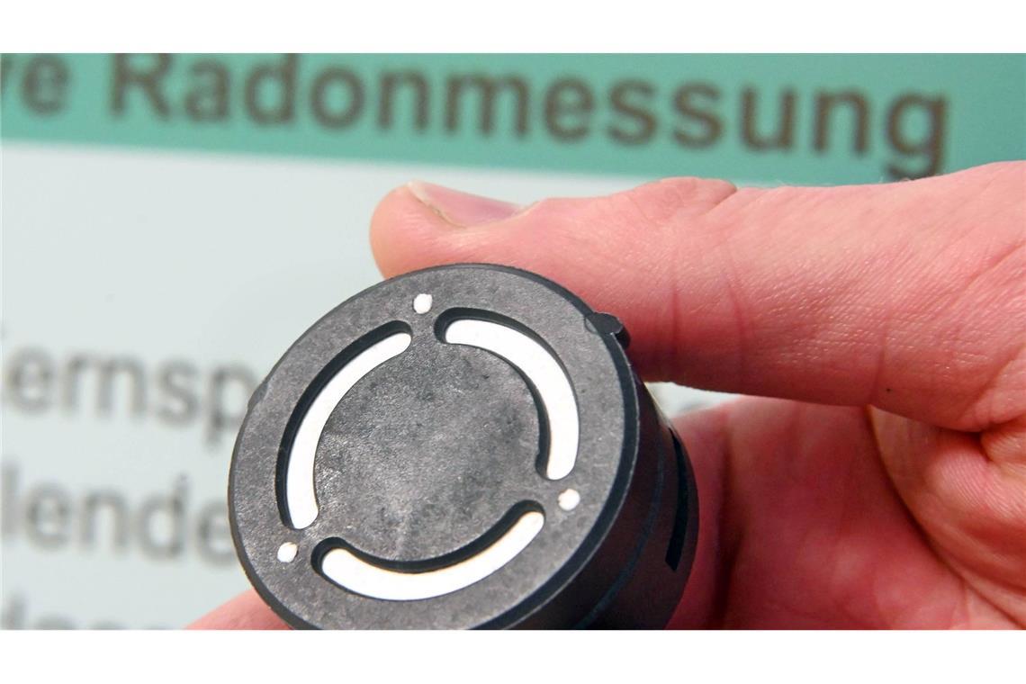 Sogenannte passive Radon-Messgeräte sind die einfachste Möglichkeit für eine Radon-Messung. (Archivbild)