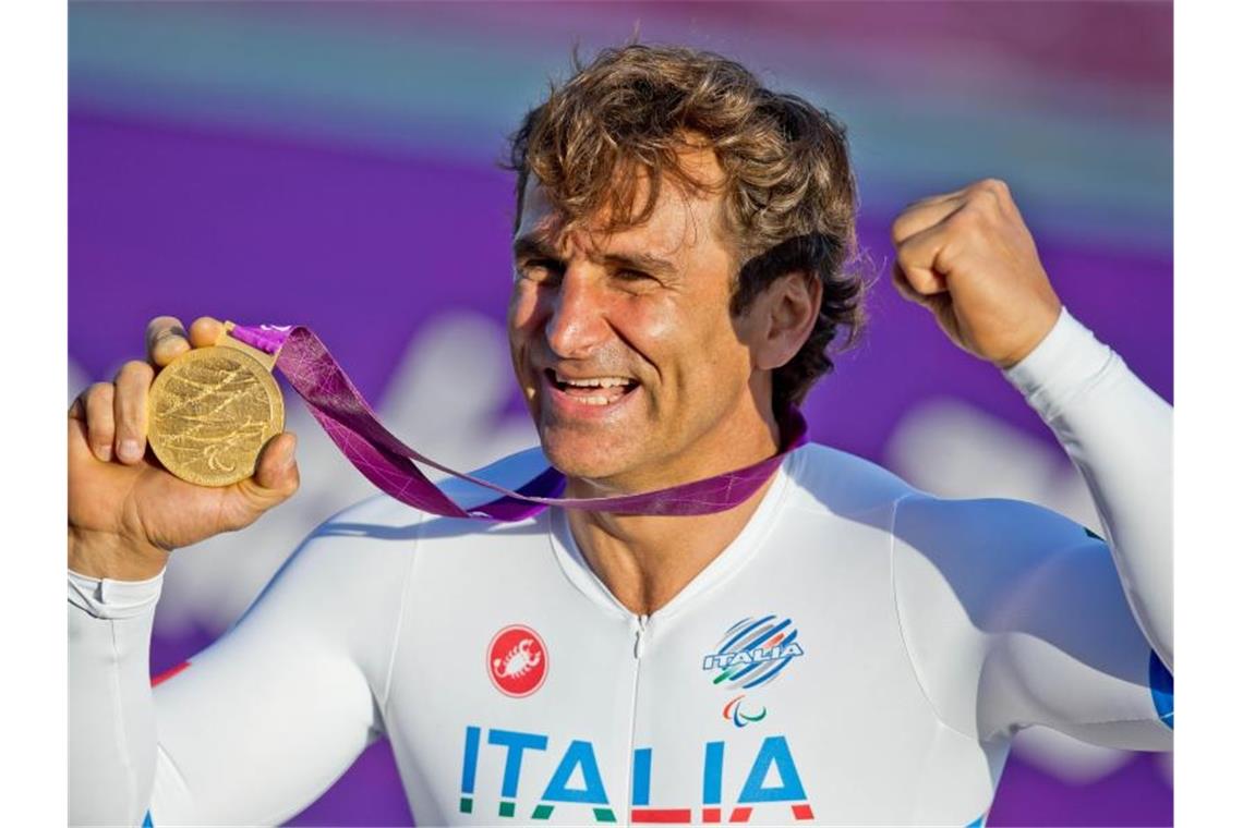 Soll aus dem künstlichen Koma geholt werden: Alessandro Zanardi. Foto: picture alliance / dpa