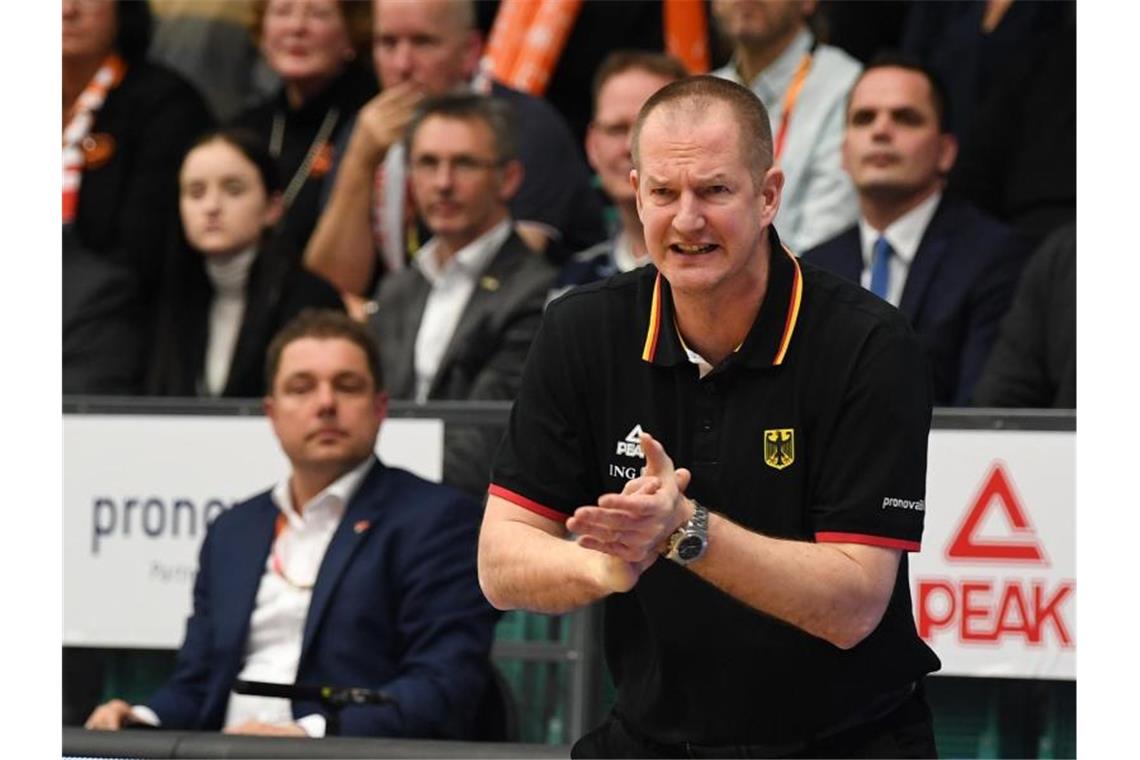 Soll Deutschlands Basketballer noch Tokio führen: Bundestrainer Henrik Rödl. Foto: Carmen Jaspersen/dpa