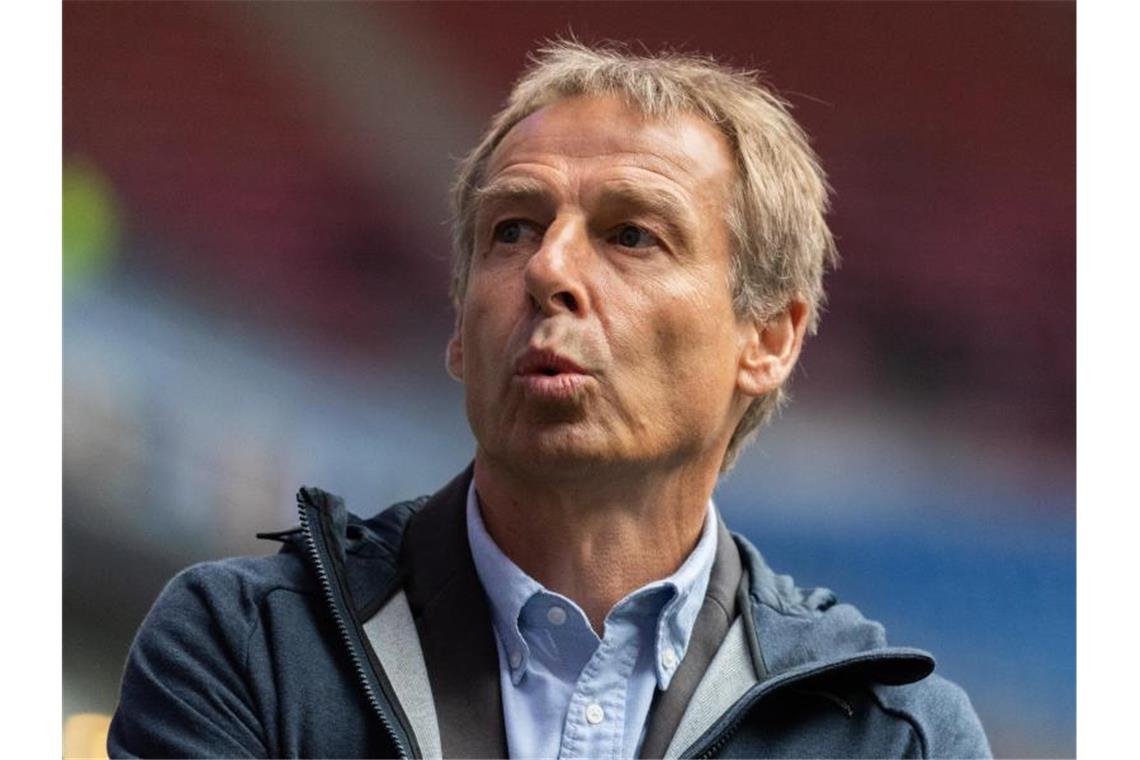 Soll, nach einem Zeitungsbericht, Nationaltrailner Ecuadors werden: Jürgen Klinsmann. Foto: Robert Michael/zb/dpa