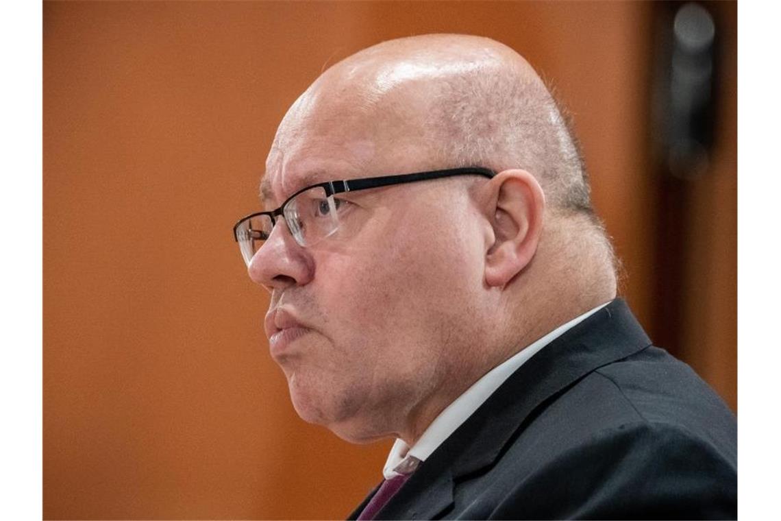Wirecard: Bundesregierung gerät in Erklärungsnot Soll sich auch an der Aufklärung beteiligen: Bundeswirtschaftsminister Peter Altmaier. Foto: Michael Kappeler/dpa