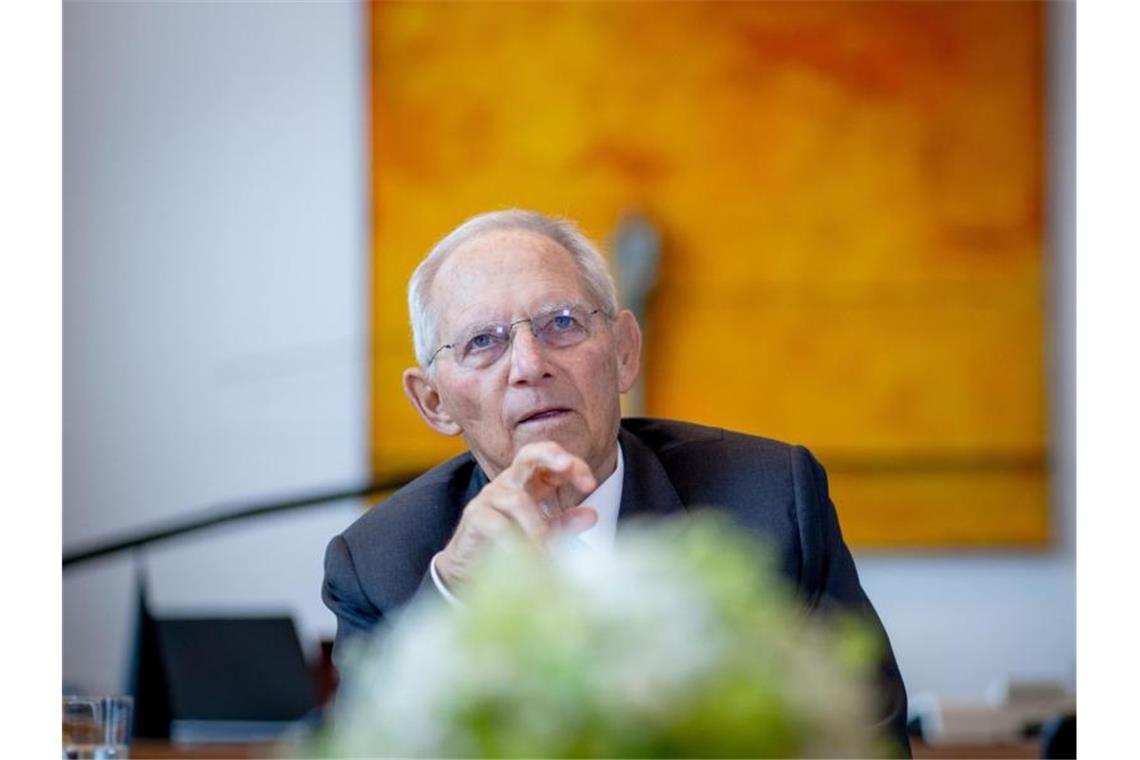 „Sollten lernen, auch mal eine Bundesregierung zu haben, die sich nicht auf festgemauerte Mehrheiten stützen kann“: Bundestagspräsident Wolfgang Schäuble. Foto: Kay Nietfeld/dpa