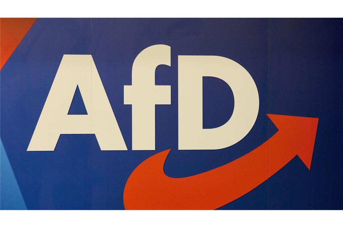 Sollten Unternehmerverbände sich Gesprächen mit der AfD öffnen? (Illustration)