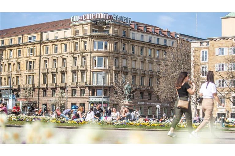 Sommerliche Temperaturen locken Stuttgarter ins Freie (Archivbild),