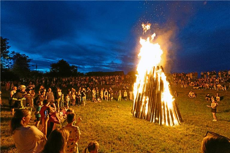 Sonnwendfeuer beim Sommerfest 2025. Archivfoto: Alexander Becher