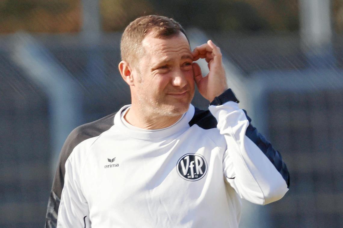 Sorgenvolle Miene: Markus Lang kämpft mit Heilbronn gegen den Abstieg. Foto: Marc Schmerbeck