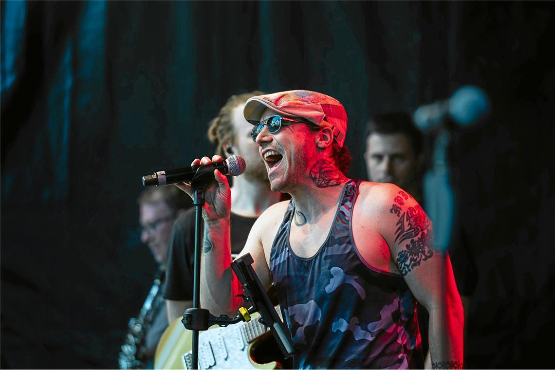 Partnerstädtefestival in Backnang: Tänze, Graffitis, Soul- und Rapmusik Soulmusiker Dani Suara wird am Samstag mit den Rappern Breichle und Benny Redick auf der Bühne stehen. Foto: Christopher Cocks
