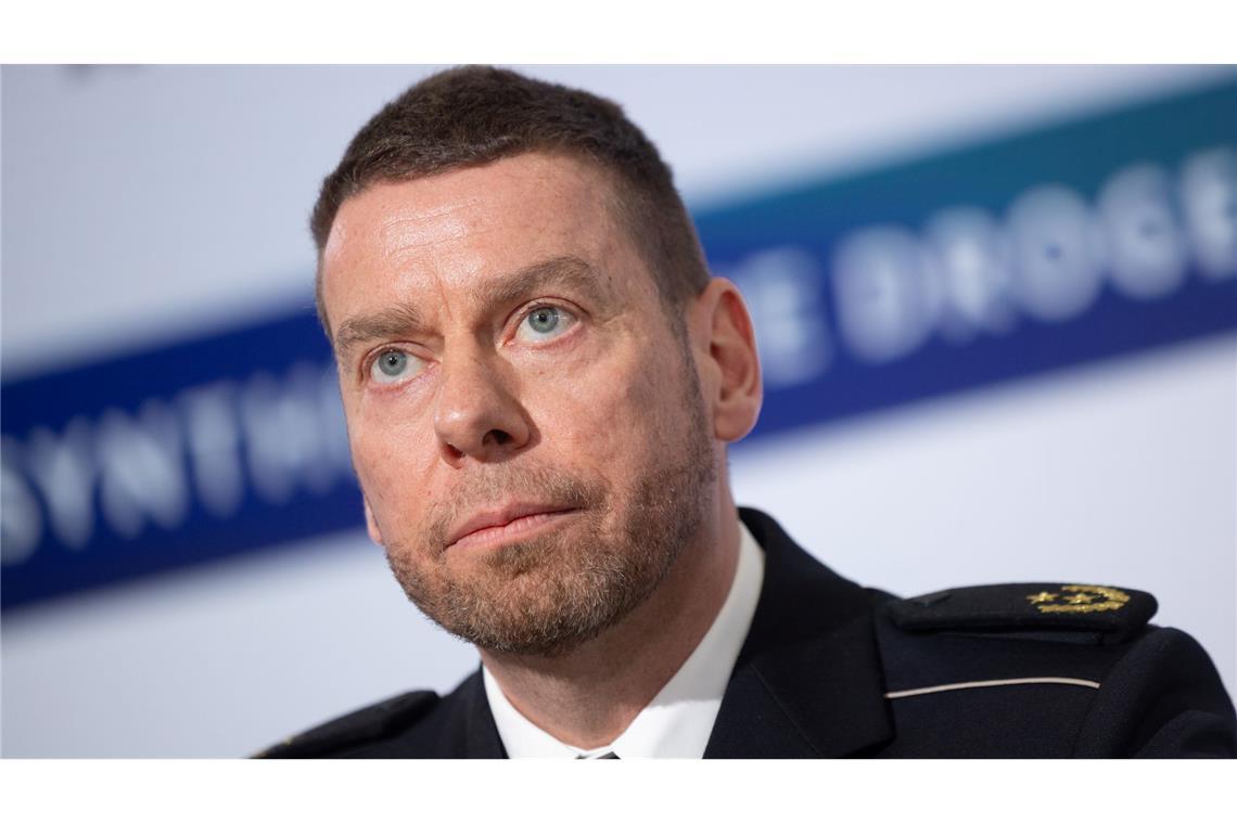 "Sowohl in Deutschland als auch in Europa sind diese Dimensionen bisher einmalig", sagte der Leiter des Zollkriminalamtes, Tino Igelmann, bei einer Pressekonferenz in Köln.