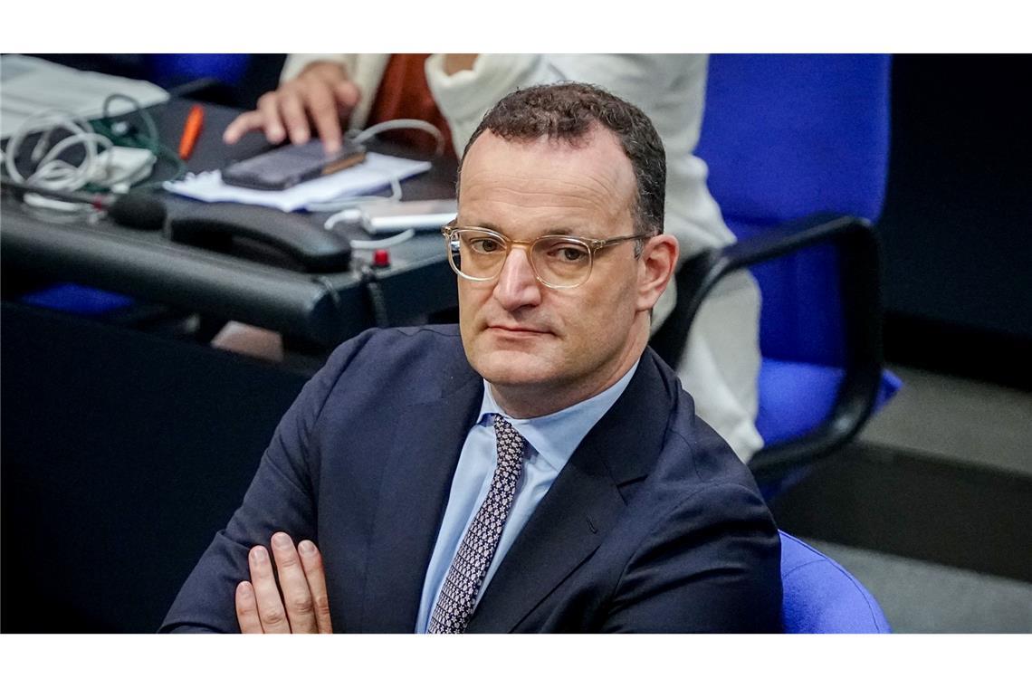 Spahn sieht sich nach abgesagter Richterwahl Vorwürfen ausgesetzt.
