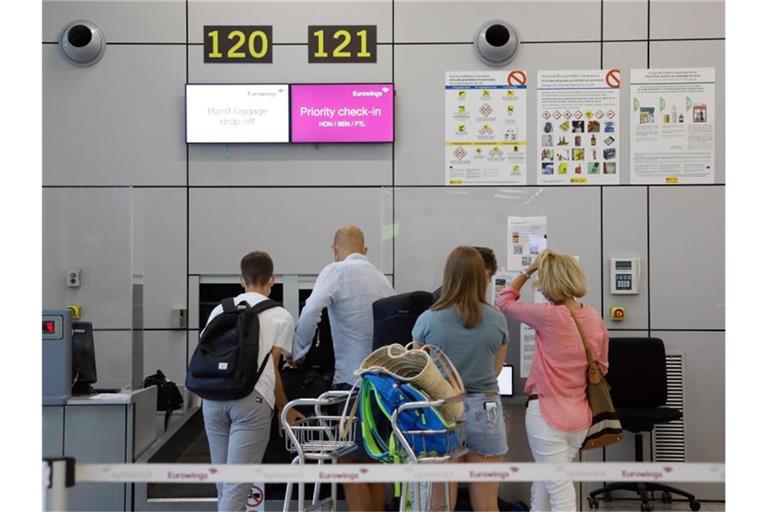 Spanien ist kein Corona-Hochrisikogebiet mehr - damit entfallen alle Quarantänevorschriften für Rückkehrer. Foto: Clara Margais/dpa