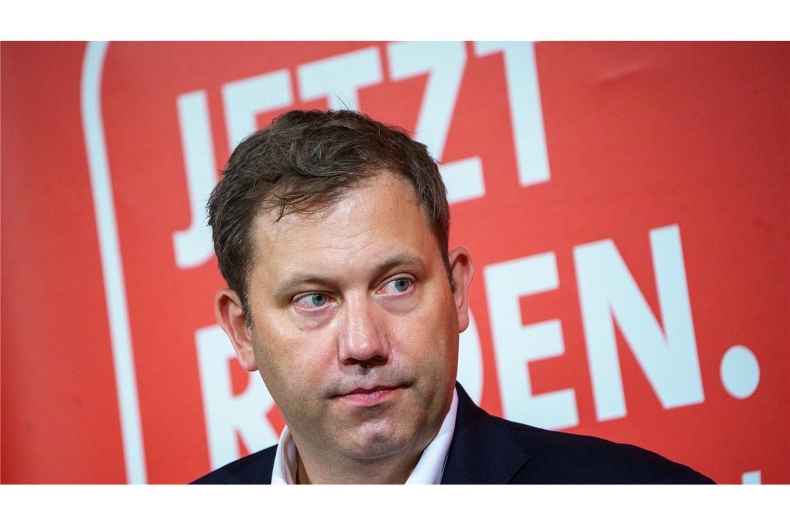 Merz rechnet mit SPD-Ergebnis über 20 Prozent SPD-Chef Klingbeil vermisst eine Gegenfinanzierung der Unionsversprechen.