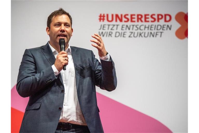 SPD-Generalsekretär Lars Klingbeil: „Die SPD ist noch lange nicht am Ende.“. Foto: Lino Mirgeler/dpa