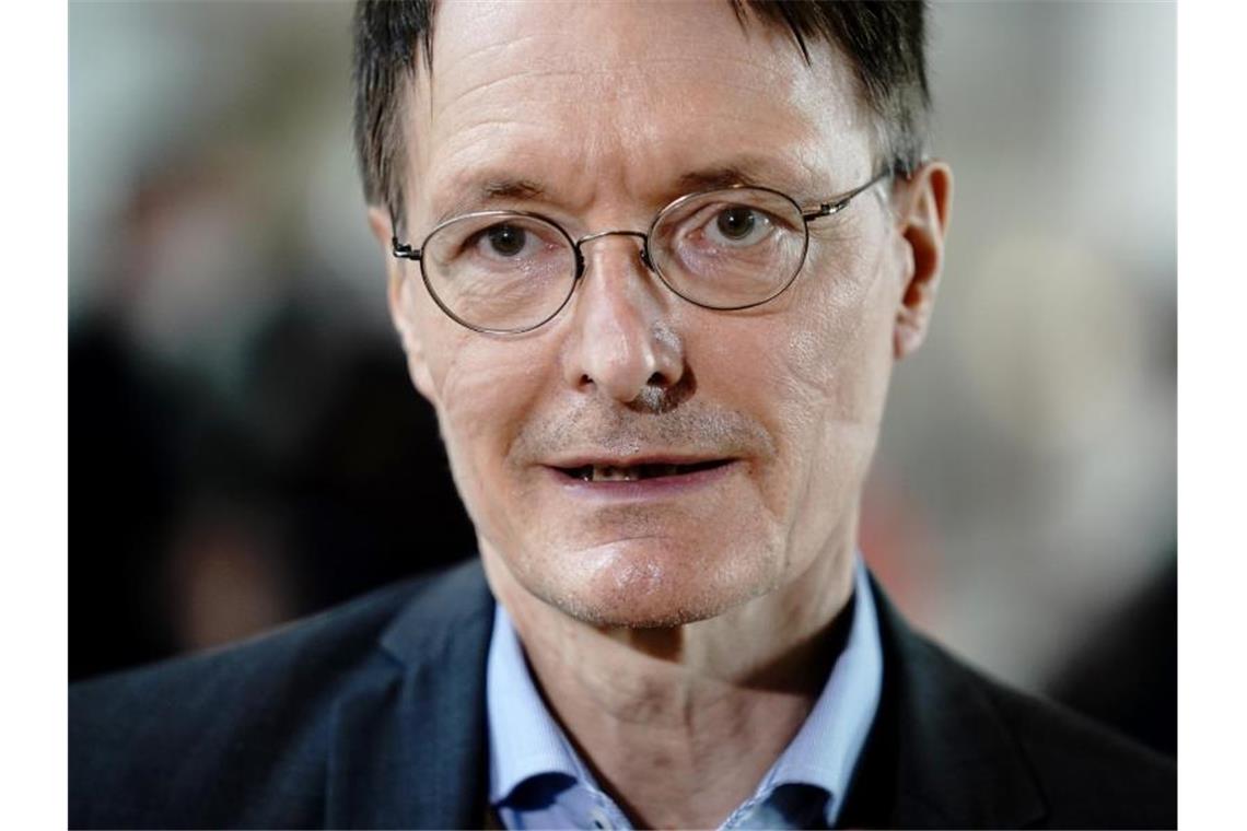 Debatte über Legalisierung von Cannabis nimmt Fahrt auf SPD-Gesundheitsexperte Karl Lauterbach. Foto: Kay Nietfeld/dpa