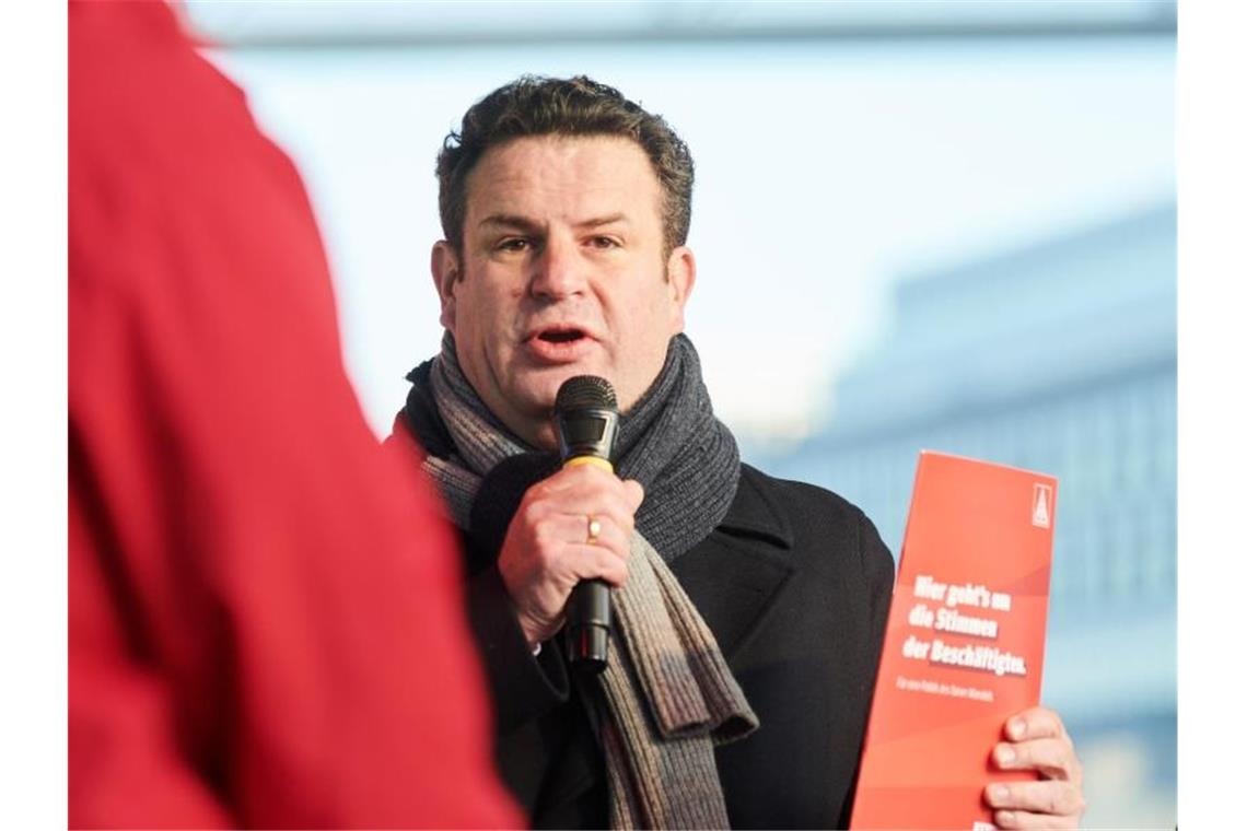 Heil: „Klar ist: Nikolaus ist GroKo-Aus“ SPD-Vizechef Hubertus Heil Heil verhandelt für die SPD federführend den Bereich Arbeit mit Grünen und FDP. Foto: Annette Riedl/dpa