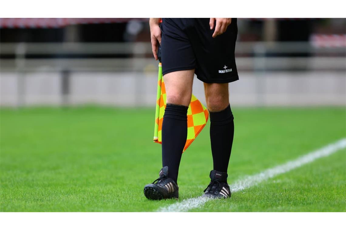 Spielabbruch kurz vor Schluss: Die Kreisliga-A-Partie zwischen dem TSV Notzingen und der TSG Esslingen wurde beim Stand von 4:0 für die Gastgeber nach einem Rassismusvorwurf vorzeitig beendet. Die Hintergründe sind noch ungeklärt.