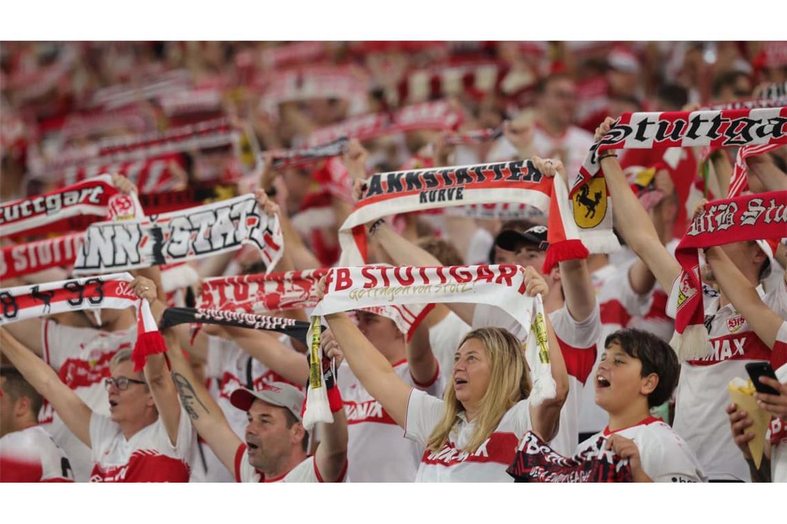Spiele des VfB ziehen die Fans regelmäßig in Massen an.